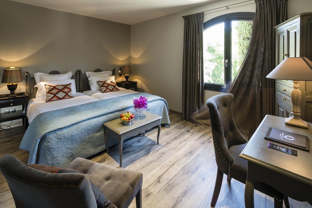 Hostellerie Les Gorges De Pennafort Callas Номер фото