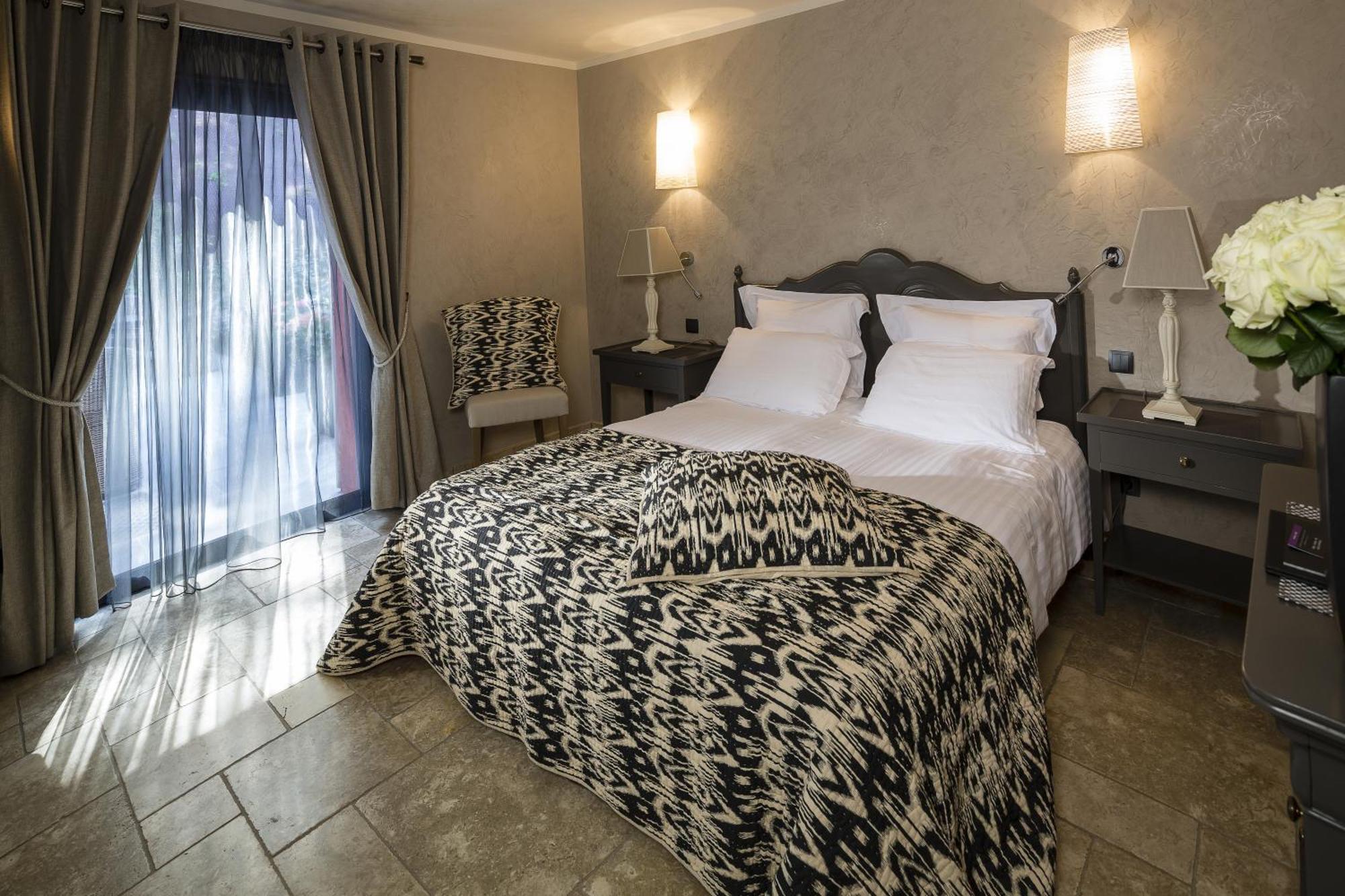 Hostellerie Les Gorges De Pennafort Callas Номер фото